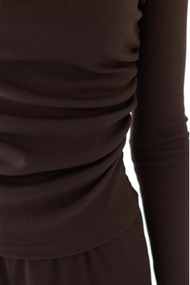 Костюм жіночий